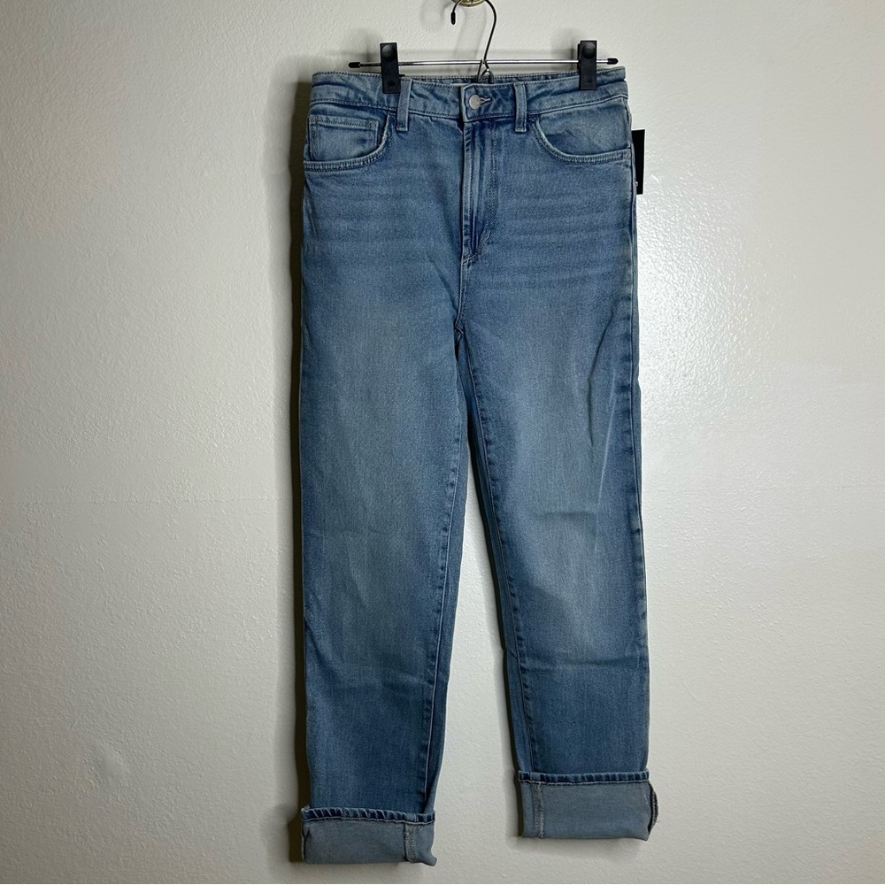 NWT Joe's Jeans High Rise Straight Leg Jean in Faded Wash Size 28